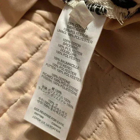 Like new J. Crew shorts with pockets - Picture 5 of 5